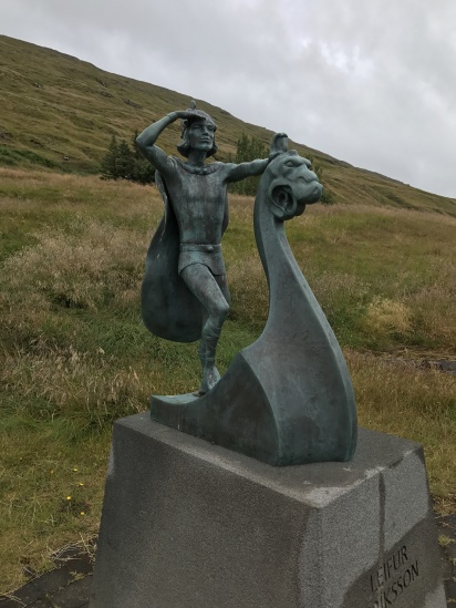 2017-08-28-Iceland-024-Leifr EirIksson-statue.JPG